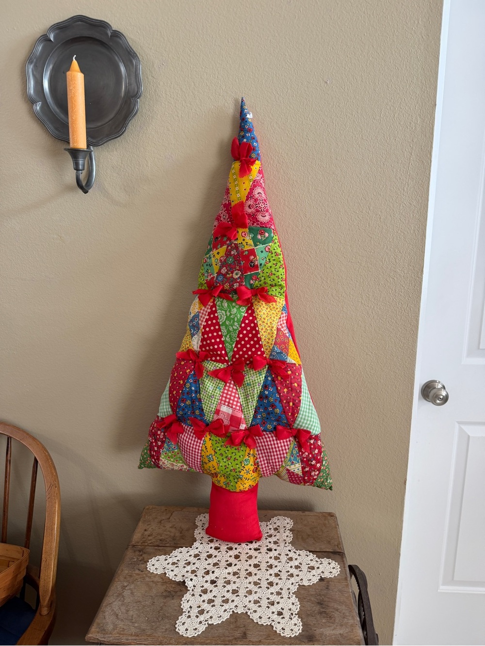 Vintage Patchwork Holiday Tree Decor in Red, Green, Yellow, Blue